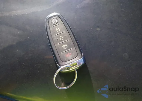 2017 Ford Taurus Limited z USA, uszkodzony, nr VIN 1FAHP2F86HG129182